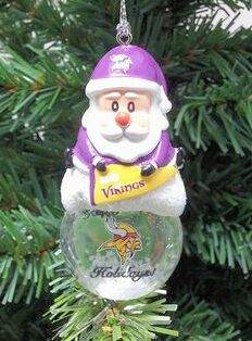 Item 141189 Minnesota Vikings Santa Snow Globe Ornament