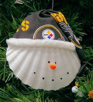 Item 151001 Pittsburgh Steelers Snowman Scallop Shell Ornament