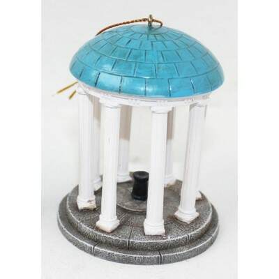 Item 416391 Unc Tar Heels Old Well Ornament