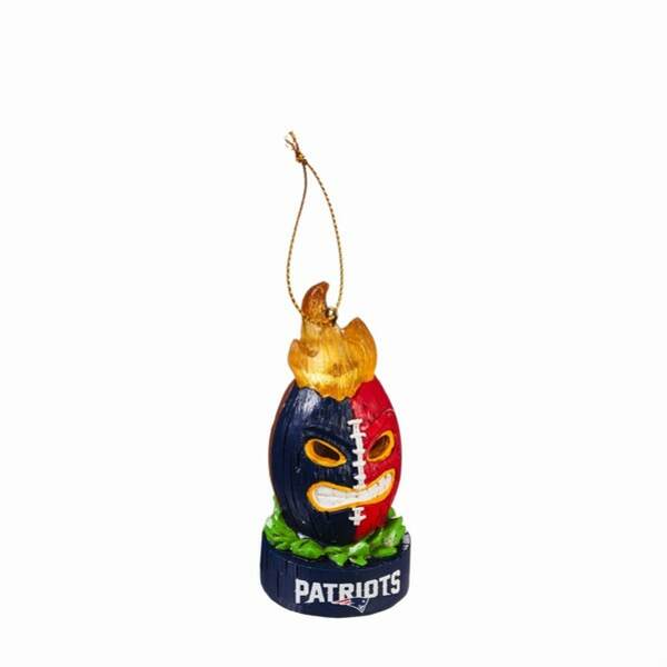Item 421309 New England Patriots Lit Team Tiki Ball Ornament