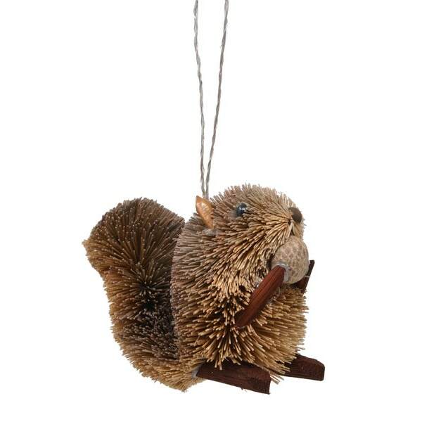 Item 440037 GREY SQUIRREL ORNAMENT