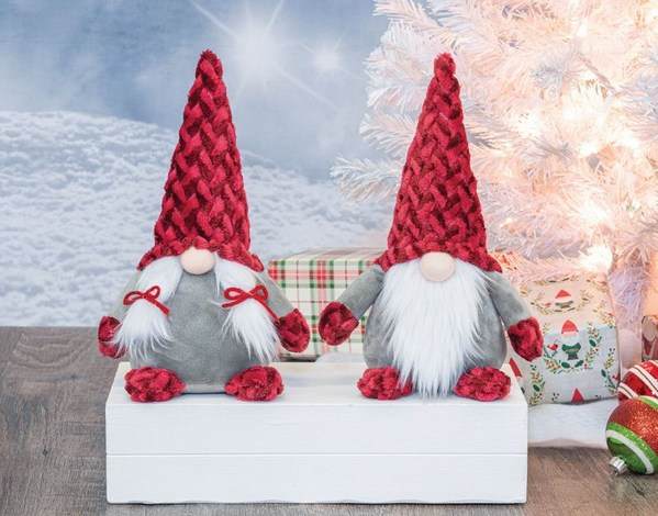Item 509399 Ruby Sweater Hat Gnome