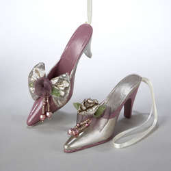 Item 101019 Shoe Ornament 