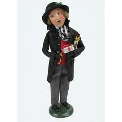 Item 113552 QUINN MAN WITH PACKAGE