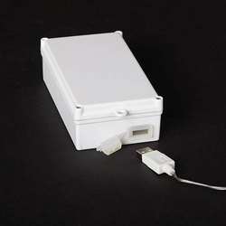 Item 135004 thumbnail Battery Box Usb Connector