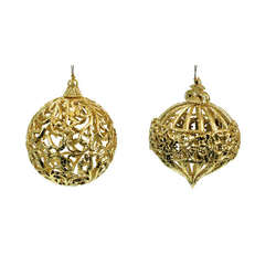 Item 303146 Gold Round Ball/Onion Ornament