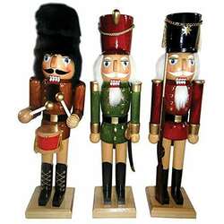 Item 401120 Natural Wood Nutcracker
