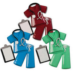 Item 459028 thumbnail Medical Scrubs and Clipboard Ornament